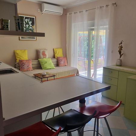 Senkini Dvori Apartment Sutomiscica Bagian luar foto
