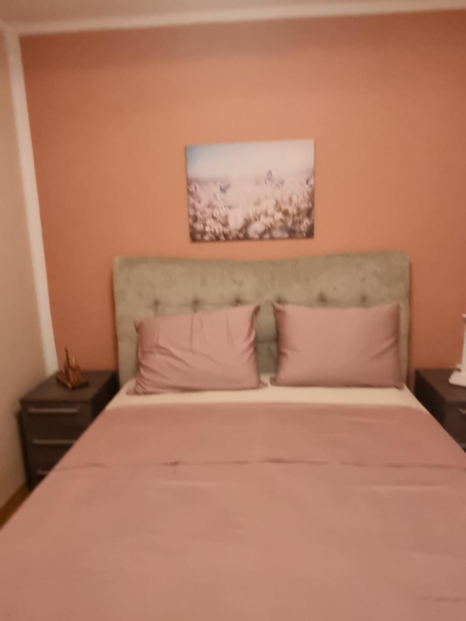 Senkini Dvori Apartment Sutomiscica Bagian luar foto